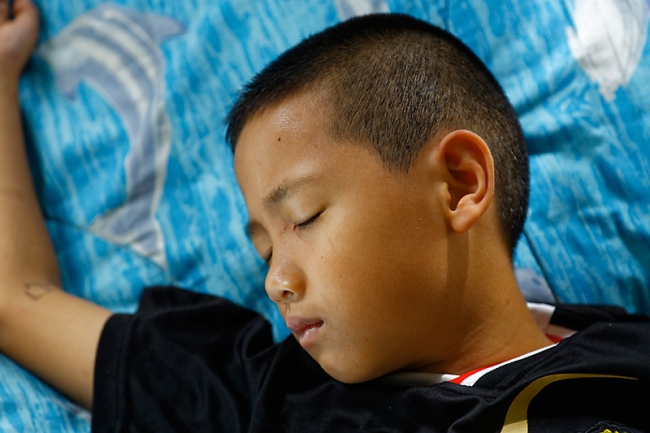 Famille et amis-AOU16-001